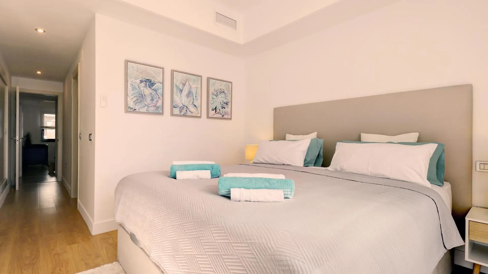 Sunrise Beach Front - Casares Del Mar